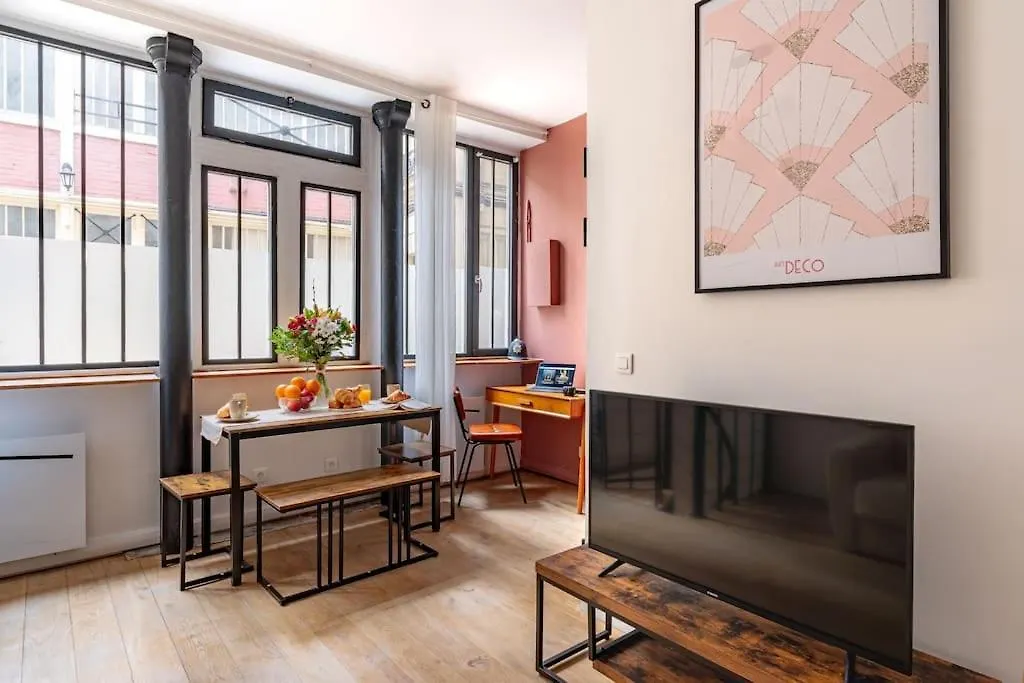 Appartement Magnifique Et Relaxant Avec Sauna Parijs